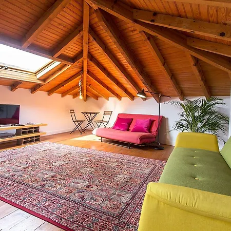Combro Design By Homing Apartamento *
